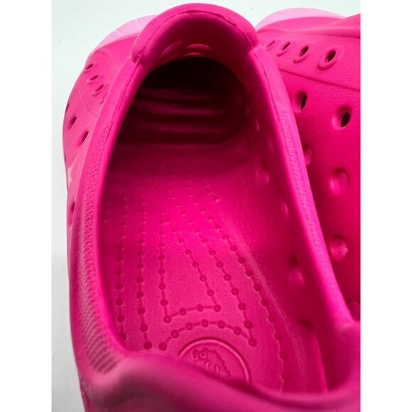 Crocs Kids Slip-On Water Shoes Girls Size 11 Pink Ventilation Holes Toe Cap - Picture 11 of 13